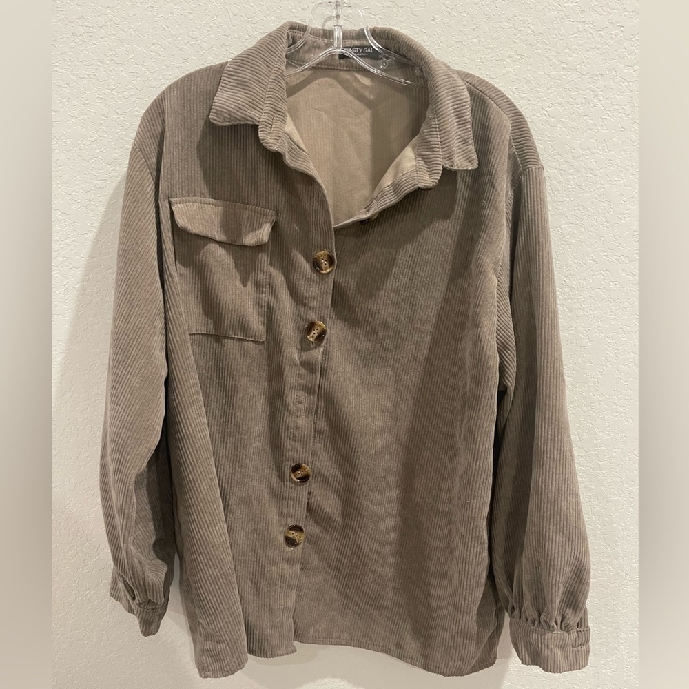 Nasty Gal‎ button down shirt size 6